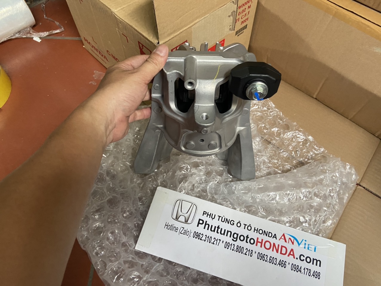 Chân máy dầu xe Honda Civic 2016-2020